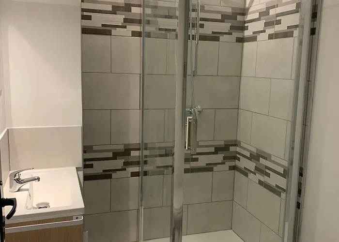 Front De Avec Terrasse Et Acces Direct A Merville-franceville - Fr-1-487-329 Apartment